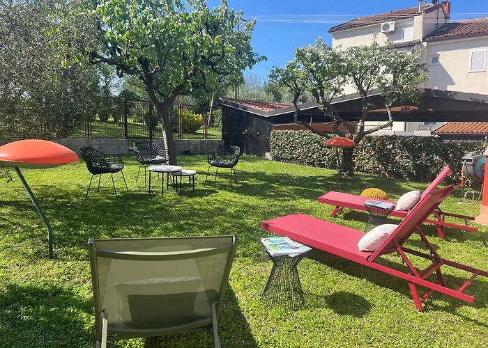 Valsabbia Apartment *