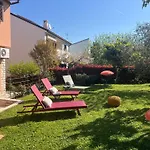 Valsabbia Apartment *